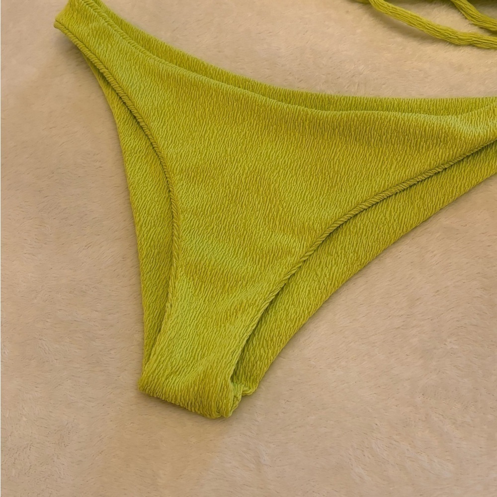 SHEIN GREEN RIBBED BIKINI SET SZ MEDIUM - Picture 3 of 5
